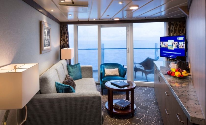 Royal carribean AquaTheater Suite A1