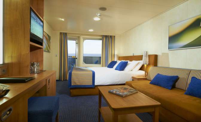 Ruime suite met raam van Carnval Breeze