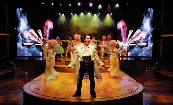 Een theatervoorstelling op de AIDAdiva