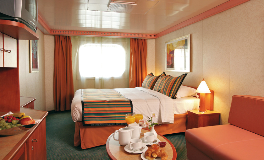 buiten van cruiseschip Pacifica 