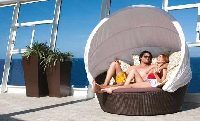 Zonnenbed op de Allure of the Seas van Royal Caribbean