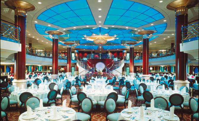 De eetzaal op de Celebrity Millennium van Celebrity Cruises