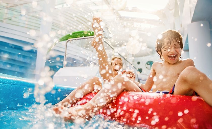 Four Elements zwembad op de AidaPerla